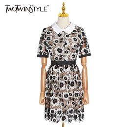 Lace Hollow Out Women Dress Lapel Collar Puff Short Sleeve High Waist Hit Color Mini Appliques Dresses For Female 210520