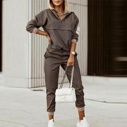 Women's Two Piece Pants Suit Jogging With Hood Plaid Print Long Sleeve Pencil Female Casual Loose Tracksuits For Women 2021