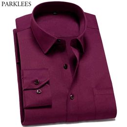 Mens Bamboo Fiber Dress Shirts Solid Color Elastic Slim Fit Red Shirt Men Soft Formal Business Non Iron Chemise Homme Camisas 210524