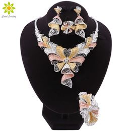 Exquisite Dubai Women's Jewelry Set Crystal Necklace Earrings Ring Bracelet Trendy Nigerian Wedding Jewelry Popular H1022