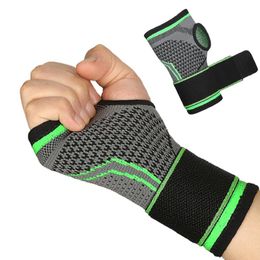Wrist Support 1Pcs Strap Basketball Badminton Weightlifting Professional Protection Compression Tight-Fitting Wristband