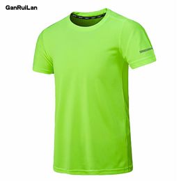 Men's Summer Polyester T-Shirt Men Casual Short Sleeve O-Neck T Shirt Comfortable Solid Colour Tops Tees 210518