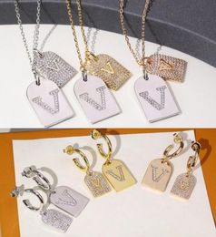 Europe America Fashion Style Jewellery Sets Lady Women Gold/Silver/Rose-colour Engraved V Initials Setting Full Diamond Double Tags Necklace Earrings