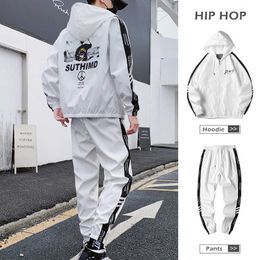 Mens Streetwear Tracksuit Set Brand Sweat Suit Men Printed Hoodie Sweatpants Hip Hop Set Male Fashion Joggers Sets CX200730