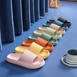 Thick Platform Horsehold Slipper Indoor Bathroom Slides Soft EVA Anti-Slip Home Floor Ladies Summer Shoes 211110