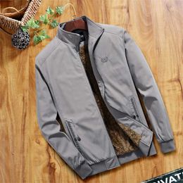 MANTLCONX Quality Winter Jacket Coats Men Parkas Thicken Warm Jacket Cotton Fleece Jacket Mens Casual Outwear Male Winter 210927