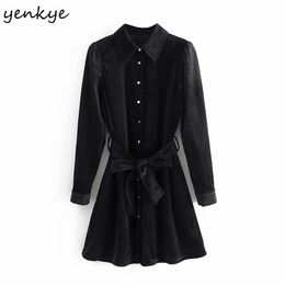 Fashion Women Vintage Black Velvet Mini Dress Long Sleeve Lapel Collar With Belt A-line Winter Plus Size Vestido 210514