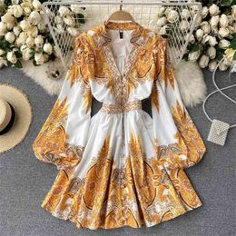 Spring Plus Size Retro Print Vestidos Female V-neck Puff Sleeve Waist Slim Single-breasted Mini Dress GK043 210506