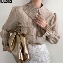 Retro Chic Pleated Women Blouses Shirts Spring Long Puff Sleeve Turn Down Collar Bottoming Tops Female Blusas Fashion 210514