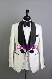 High Quality One Button Ivory Paisley Groom Tuxedos Shawl Lapel Wedding/Prom/Dinner Groomsmen Men Suits Blazer (Jacket+Pants+Vest+Tie) W1389