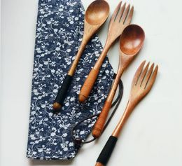 2021 Eco-friendly Simplicity Japanese Handmade Natural Wood Spoon+Fork+Cloth Bag Best Gift Dinner Table Decoration