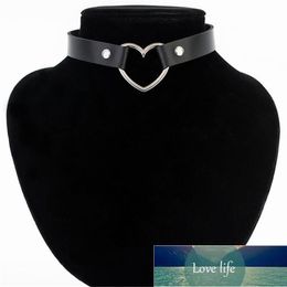 Meajoe Trendy Sexy Punk Gothic Leather Heart Studded Choker Necklace Vintage Charm Round Collar Necklaces Women Jewellery Gift