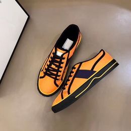 Rat Luxury Designer Shoes Men and Women Sneakers 604049 Calf leather Fashion Casual Top Q kj02