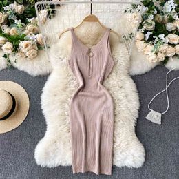 SINGREIN Women Knitted Strap Dress Design Zipper V Neck Sleeveless Slim Pencil Dress Summer Korean Sexy Off Shoulder Short Dress 210419