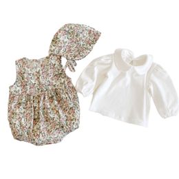 0-3 Years Old Spring Baby Girl Flower Sleeveless Cotton Bodysuit Hat + Base Clothes Three-piece Suit 210417