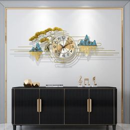 Wall Clocks Vintage Luxury Creative Fashion Clock Gold Color Simple Silent Big Digital Metal Duvar Saati Decor AH50WC