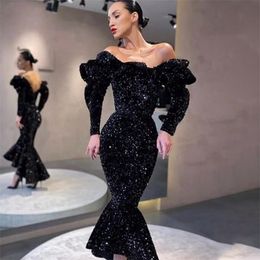 -Damenkleid sexy dünne schwarze Pailletten Rüschen trägerlos Fischtail Langer Modedesigner Design Party Dinner 210520
