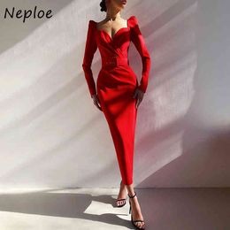 Neploe Square Collar Sexy Clavicle Exposed Dress Women High Waist Hip Skinny Vestidos Temperament Solid Robe Spring 210510