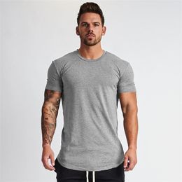 Muscleguys Plain Clothing fitness t shirt men O-neck t-shirt cotton bodybuilding tee shirts slim fit tops gyms tshirt Homme 210722