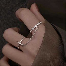 2021 New Simple Ring With Chain For Women Creative Retro Two-Rings Together Ring Fashion Western Style Women Jewelry X0715