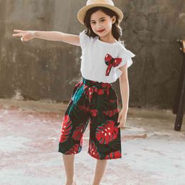 Girl Clothes Set Flying Sleeve Bowknot Blouse + Printed Wide-leg Pants 2-Piece Summer Fashion Kids For 4-7Y 210515