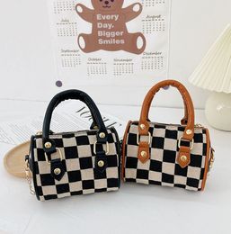 Children's Handbag high quality checkerboard cylinder bag fashion princess accessories bags fashionable girl chain purse