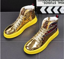 2021 Luxury designer shiny rivet men shoes fashion sneakers spikes high tops punk men Casual shoes rivet boots zapatillas hombre