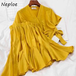 Neploe 2 Piece Set Women V Neck Short Sleeve Bandage Tops + Elastic High Waist Slim Skirts Korean Style Summer Solid Suits 210423