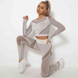 Womens Tracksuits Yoga Set tops Workout Clothing Women Needless Hollow Out Yoga Long Mouths Grab Fitness Long Mouwen Crop Top High Tail Leggings Sports Set