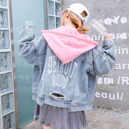 Denim Jacket Women Autumn Coat Ripped Hooded Outerwear Coats Windbreaker Basic Baggy Boyfriend Female Jeans Jacket 210412