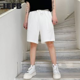 IEFB Summer Solid Waffle Plaid Solid Colour White Shorts For Men Elastic Waist Men's Causal Black Knee Length Pants 210524