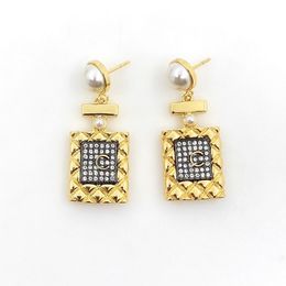 grace gold Canada - Lady Jewelry Ear Studs Party Symmetric Designer Earrings Womens Grace Perfume Elegant Diamond Pearl Gold Wedding Tiuso
