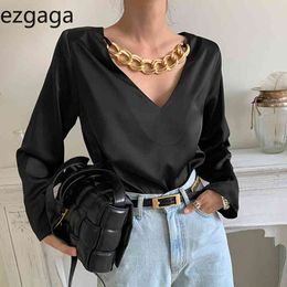 Ezgaga Elegant Blouse Women Korean Chic Deep V-Neck Chain Solid Long Sleeve Hollow Out Office Lady Shirts Fashion Blusas 210430