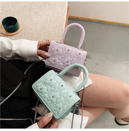 2021 Kids mini handbags fashion children flower embroider one shoulder Bag INS baby girls PU messenger bags F200