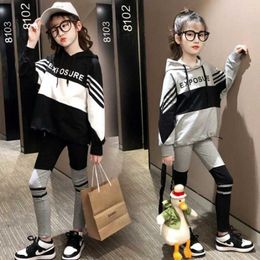 2pc child 2021 Autumn Winter Teenager Girls Clothes Set Hooded Sweatshirt + Pants Outifts Kids Tracksuit Suit 8 9 10 11 12 Years X0902