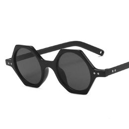 -2021 многоугольник метр ногтей солнцезащитные очки женские мода стекло океанское кусок смешные декоративные солнцезащитные очки