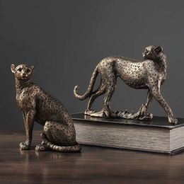 African Resin Statue Home Sculpture Animal Model Desktop Ornaments Wine Cabinet Leopard Decoration