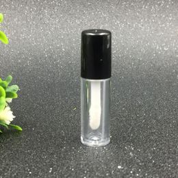 2021 0.8ML Lip Gloss Empty Bottle 50x13mm Black Silver Gold Lid Plastic Lip Balm Empty Tube Lipstick Sample Gift Container