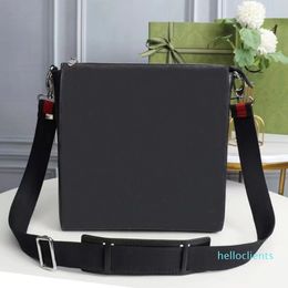 Width 25cm Fashion Messenger Bags Shoulder Bag Mens Handbags Three Style Backpack Tote High Quality Cross Body Purses Womens Leather