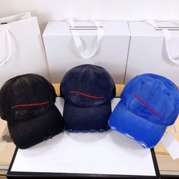 Fashion Designer Baseball Cap Washed Denim Hat Retro Hats Woman Winter Fitted Caps For Men White Red Three Stripe Mens Casquette ACC