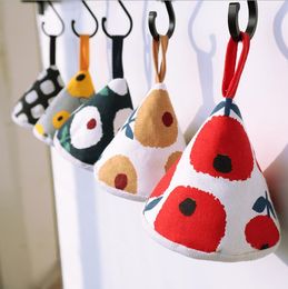 Mats Insulation Pot Cap Cute Printed Handle Cover Cotton Anti-scalding Triangle Gloves Kitchen Tool 34 Designs Optional BT1142