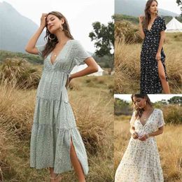 Summer Beach Holiday Dress Women Casual Floral Print Elegant Boho Long Dress Ruffle Short-Sleeve V-neck Sexy Party Robe 210518