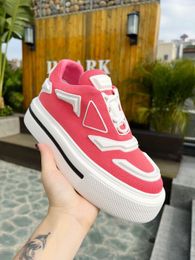 2022 Fashion luxury women's girls spring and autumn new sports shoes running beach casual thick soled splicing belt design classic hot with box