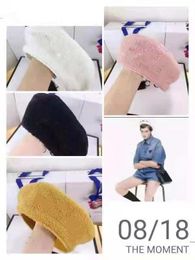 New Fashion beret designer hats womens caps cap Double sided embroidered lamb hat no box