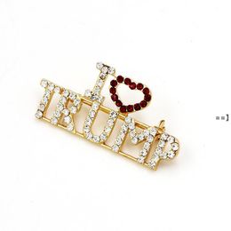Newi Aşk Trump Rhinestones Broş Pins Kadınlar için Glitter Kristal Mektuplar Pimleri Ceket Elbise Takı Broşlar LLE9009