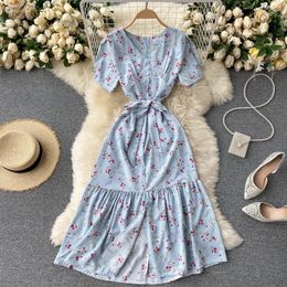 SINGREINY Women French Floral Dress V Neck Short Sleeve Lace Up A-line Dresses Summer Bohemian Print Split Vacation Beach Dress 210419