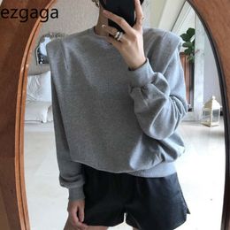 Ezgaga Thick Sweatshirt Women Korean Chic Fake Two Long Sleeve Autumn New Solid Loose Streetwear Tops Female Casual 210430