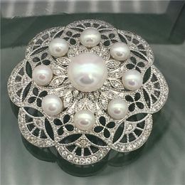 Pins, Brooches Wholesale Superb Austria Zircon Inlay 5-7 FW White Pearl Pendant Brooch Scarf Clips