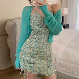 High-waist V-neck Floral Sling Dress Women's Spring Long Sleeve Waist-Waisted Pleated Fungus 210429