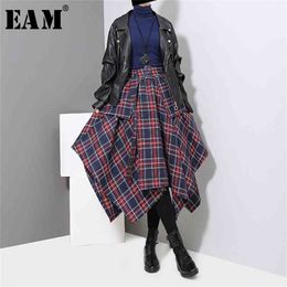 [EAM] Spring High Waist Red Plaid Split Joitn Loose Big Hem Half-body Skirt Women Fashion All-match JD402 210619